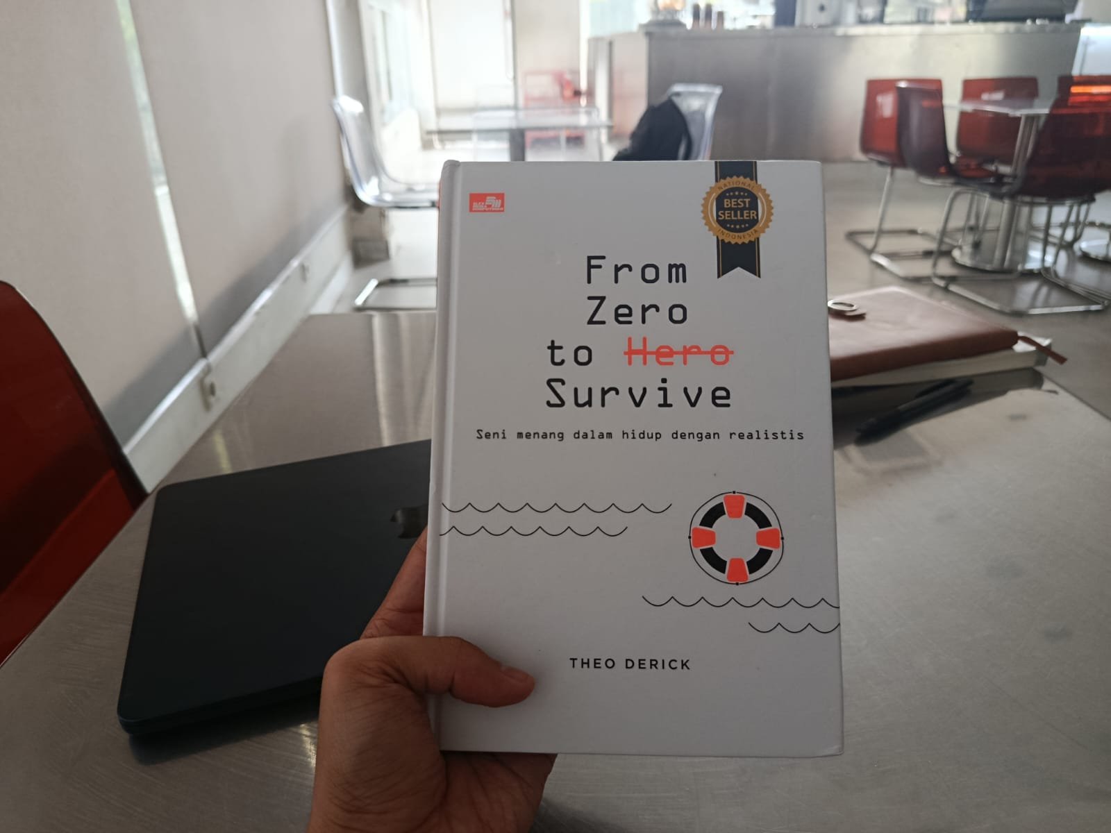 aqmalth.com - Review Buku From Zero to Survive